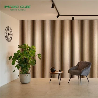 スラット壁装材 MDF 木材